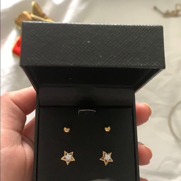 2 pairs gold plated earrings - Picture 2 of 3